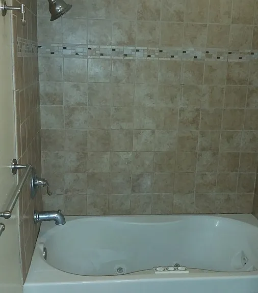 525 Fitzwater St #1R — Photo 11
