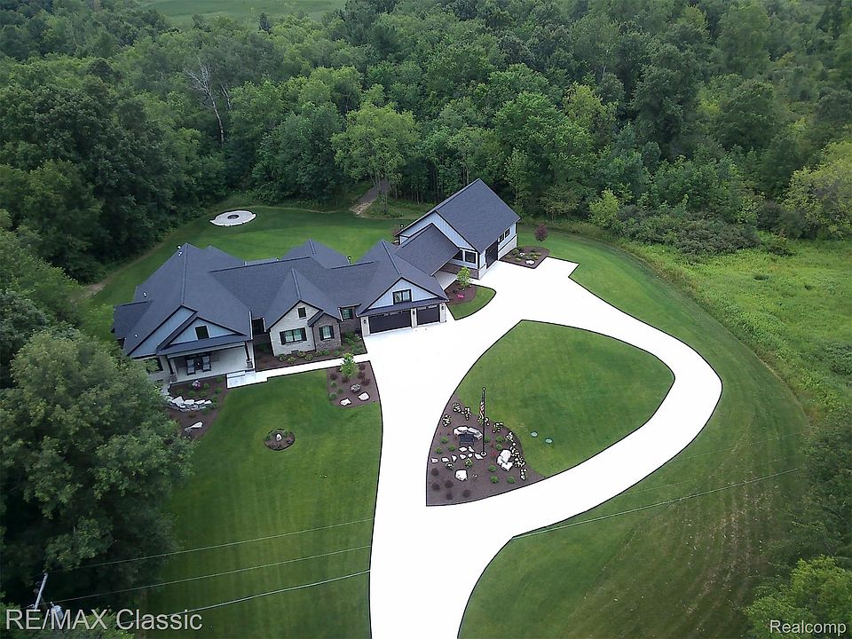 1st image of 2866 Pine Bluffs Ct