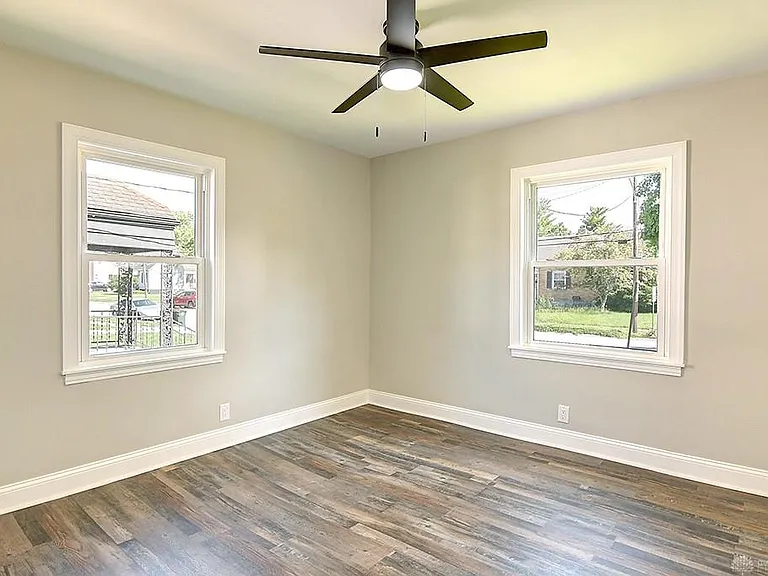 2201 Wilbraham Rd — Photo 13