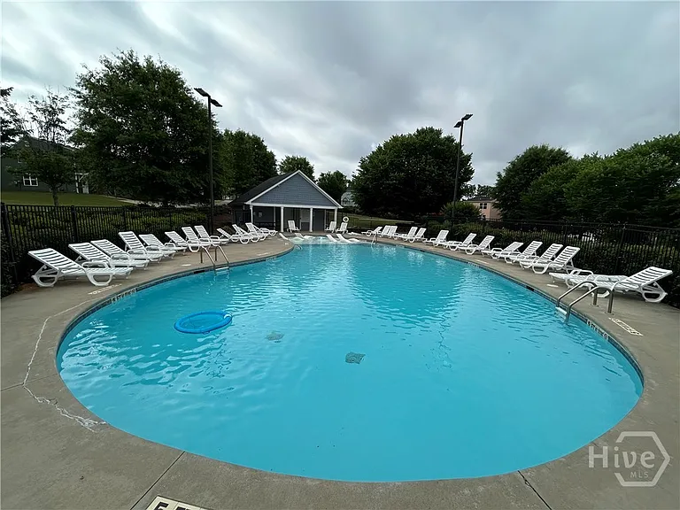 197 Bridgewater Cir — Photo 22