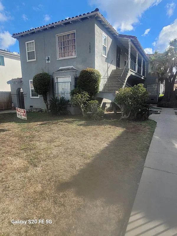Studio, 1.0 bath, 275 sqft, $1,375 — Photo 1
