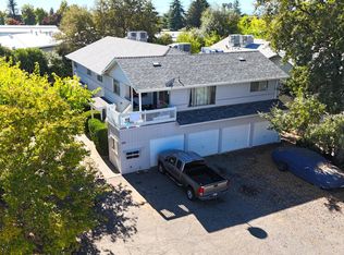 1091 Del Sol Pl, Redding, CA 96002