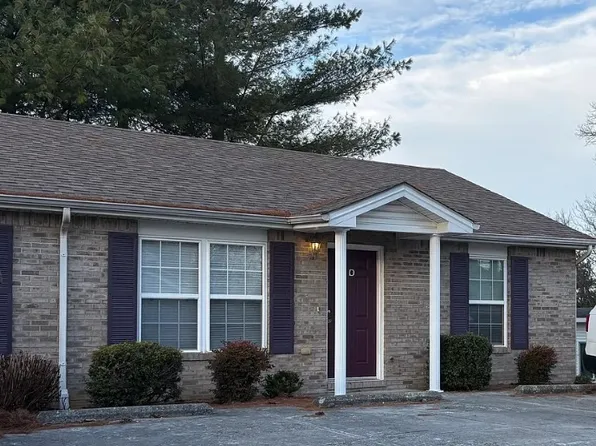 102 Lookout St #D, Somerset, KY 42501