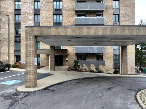 820 E Beau St APT 7HR, Washington, PA 15301