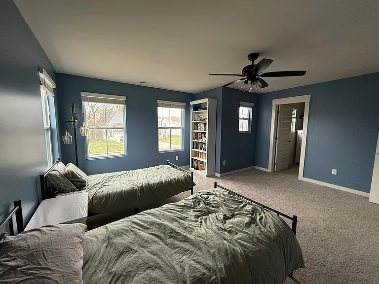 English Oak Dr — Photo 45