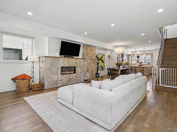 3rd image of 2538 N Clarkson Street