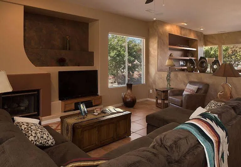 1260 Crown Ridge Rd — Photo 15