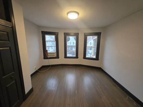 944 Hancock Ave #2, Bridgeport, CT 06605