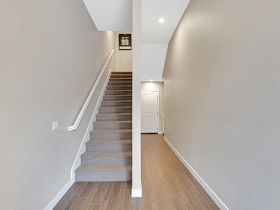 3rd image of 212 Village Commons Blvd Unit 25