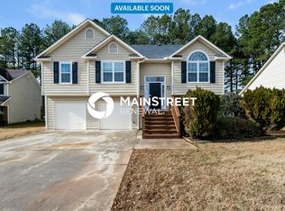 1320 Crestridge Ln, Riverdale, GA 30296