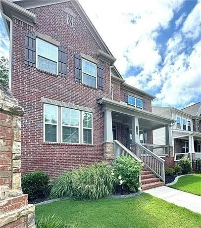 4 bed, 4.5 bath, 4322 sqft, $4,500 — Photo 3