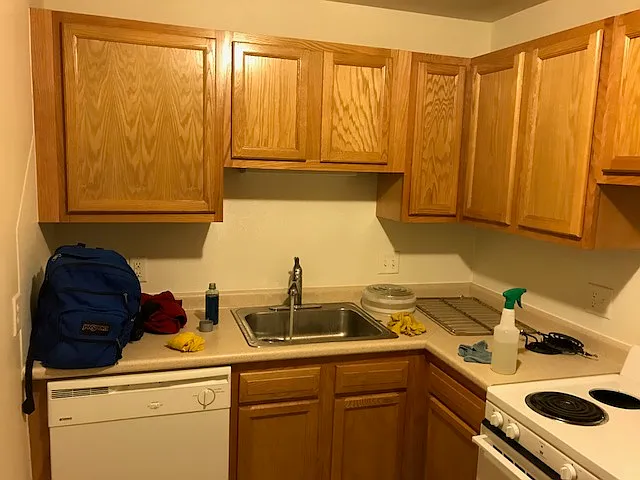 310 Tappan St #15 — Photo 11