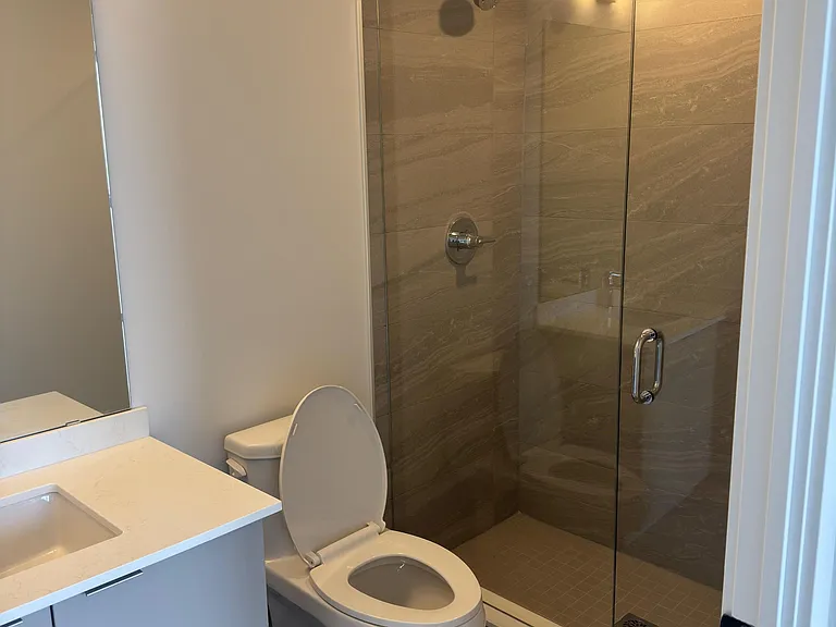 2075 Lakeshore Rd #311 — Photo 12
