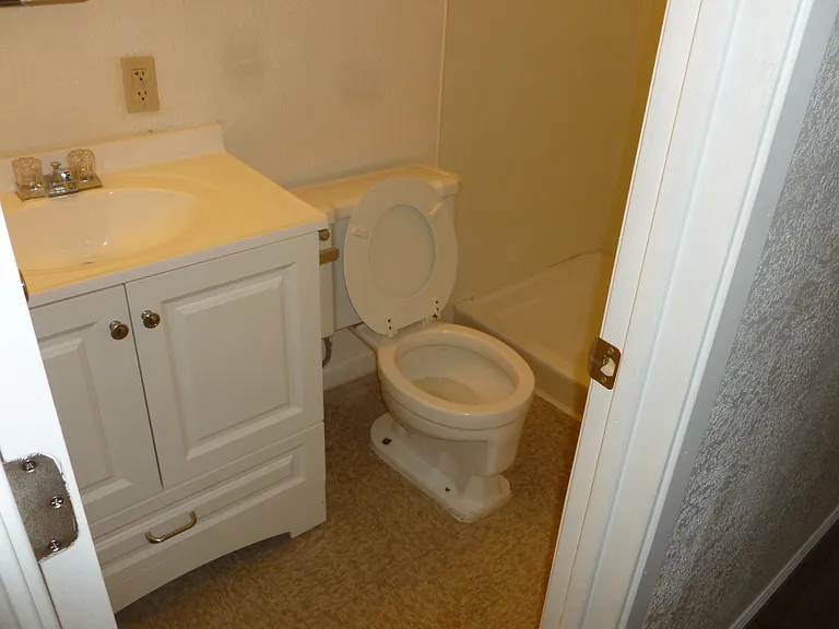 218 W Dakota Ave #A — Photo 24