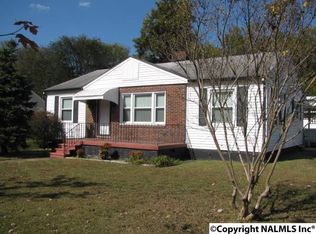 1048 Johnston St SE, Decatur, AL 35601