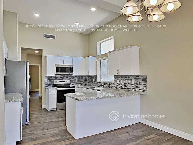 1513 E Douglas Ave — Photo 5