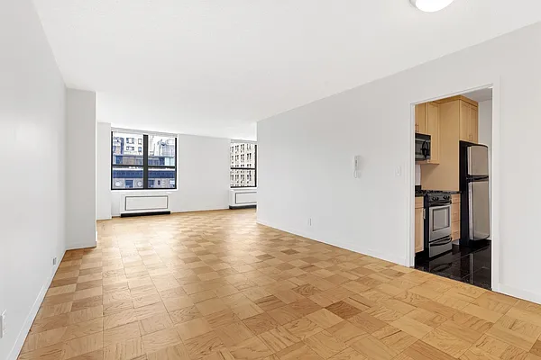 Rented by Cooper & Cooper Real Estate | media 14