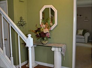 698 Dayton Dr, Carmel, IN 46033