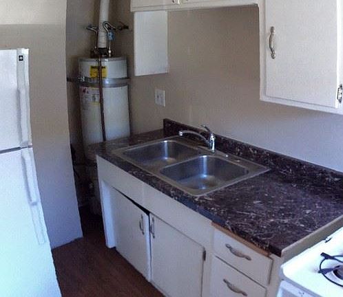 2nd image of 1725 Park Ave APT 19