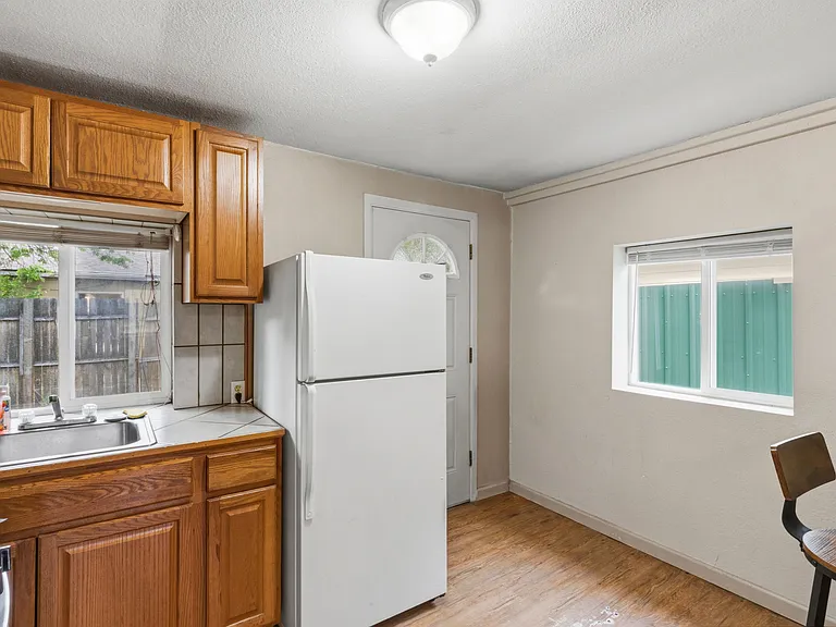 303 N Santa Fe Ave #6 — Photo 20