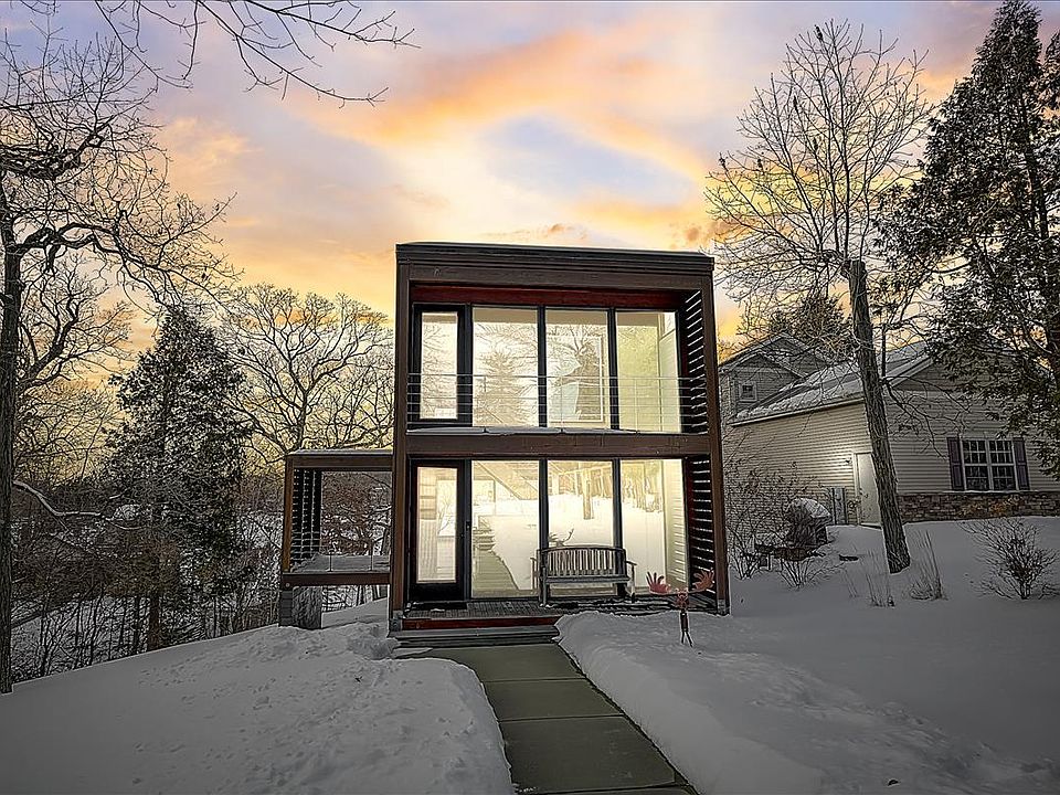 1st image of W329N6505 Forest Dr