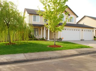 226 E 18th Pl, La Center, WA 98629