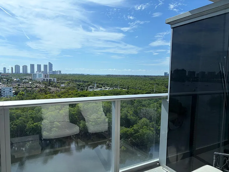16385 Biscayne Blvd #1417 — Photo 4