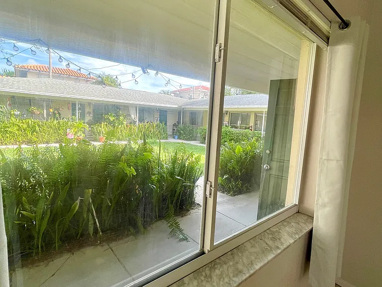 330 Almeria Rd — Photo 6