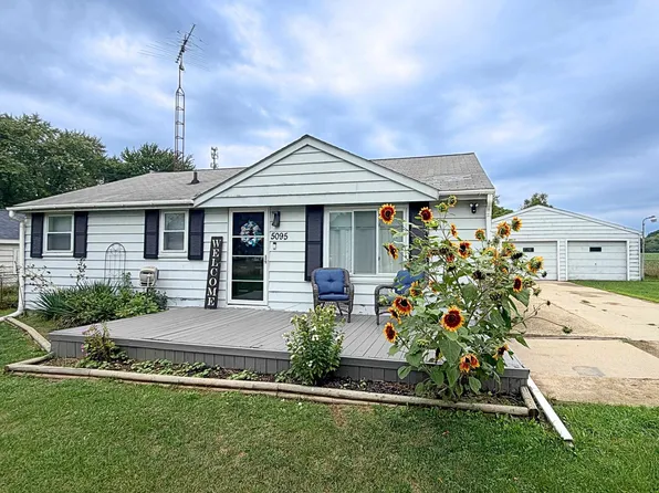 5095 Rose Ln, Flint, MI 48506
