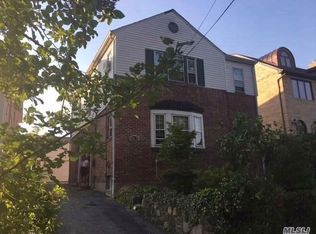 18431 Hovendon Rd, Jamaica, NY 11432