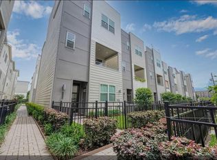 2759 Clinton Dr, Houston, TX 77020