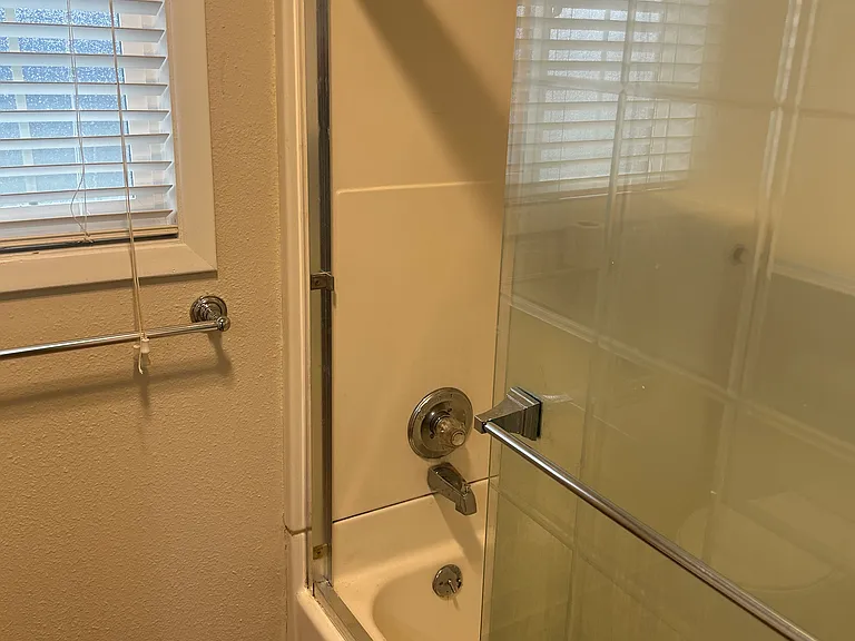 Tub