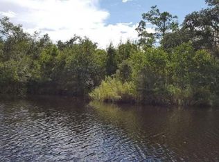 10074 Bayou Dr, Bay St Louis, MS 39520