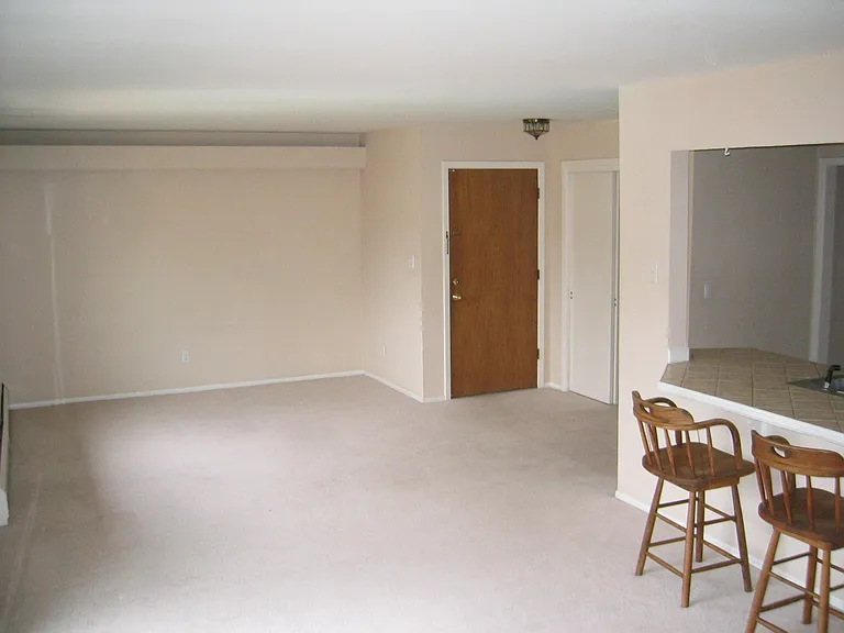 1895 Alpine Ave #B12 — Photo 4