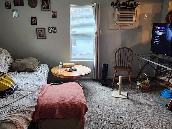 5th image of 211 W Fite St