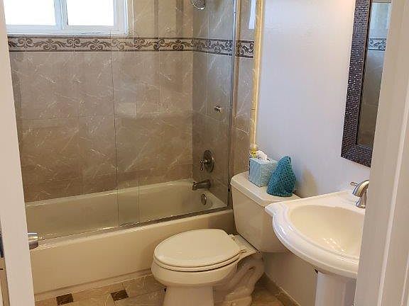 5th image of 1367 Phelps Ave APT 3