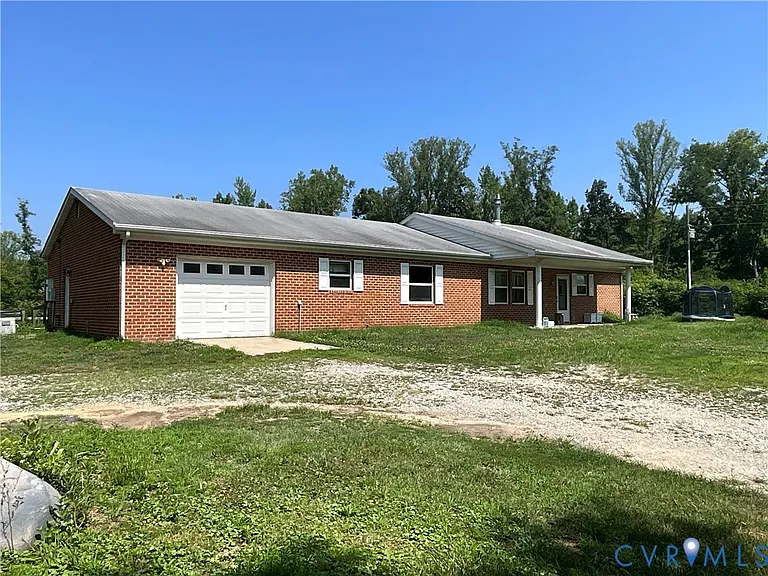 17220 Royalton Rd — Photo 1