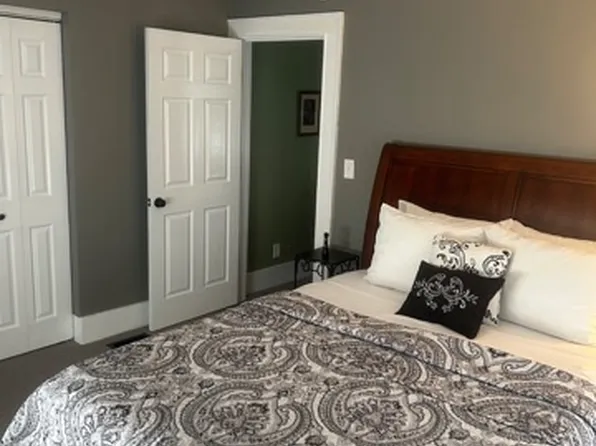 462 Meigs St APT 1, Rochester, NY 14607