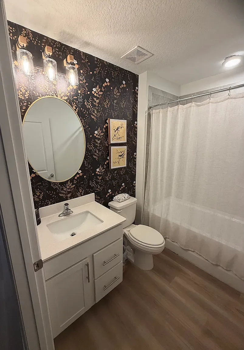 5 bed, 2264 sqft, $2,900 — Photo 4