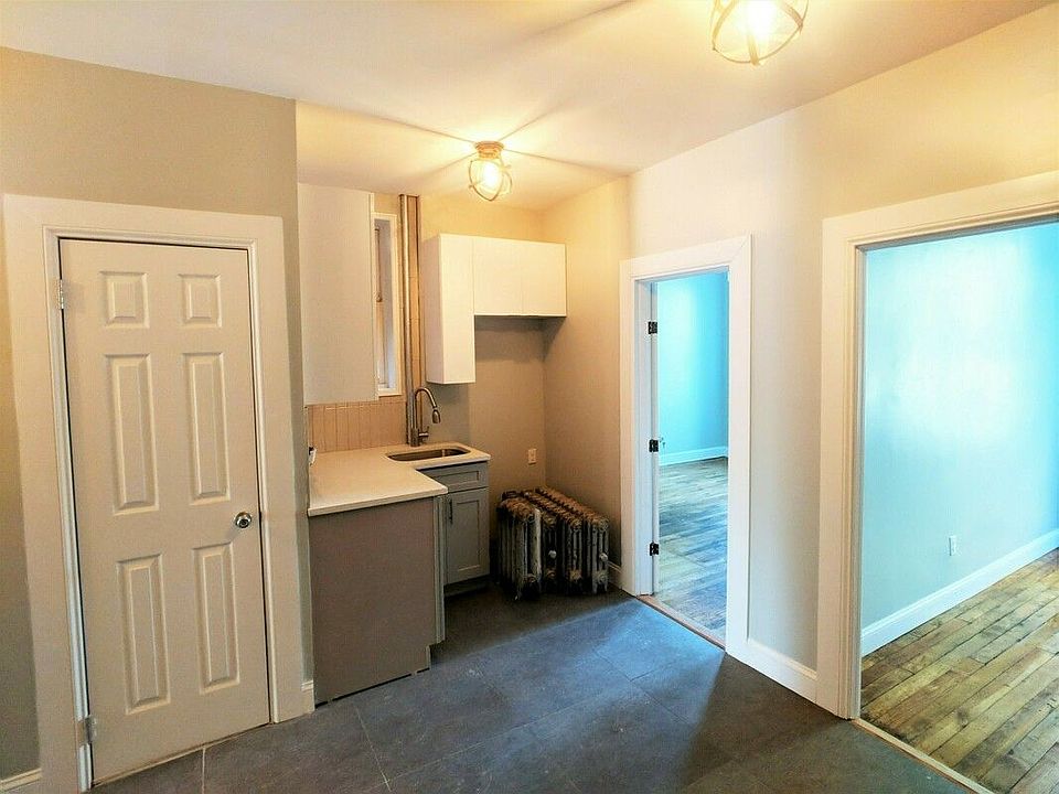 1st image of 1839 Park Pl #2