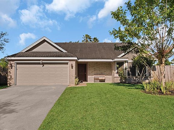 2nd image of 1002 Margate Ct