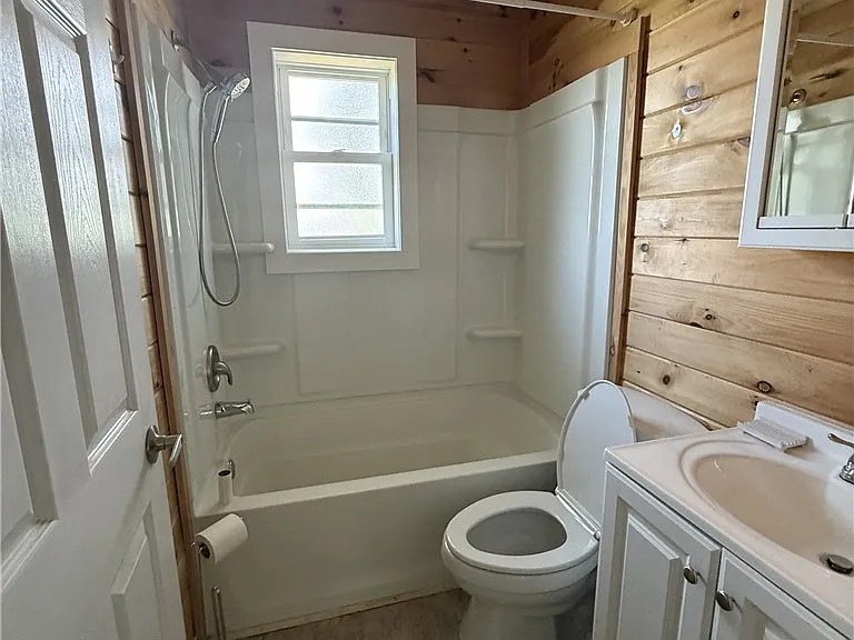 238 Brock Rd — Photo 8