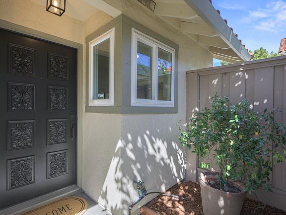 4th image of 10933 Sweet Oak St