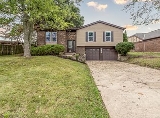 845 Deena Dr, Villa Hills, KY 41017