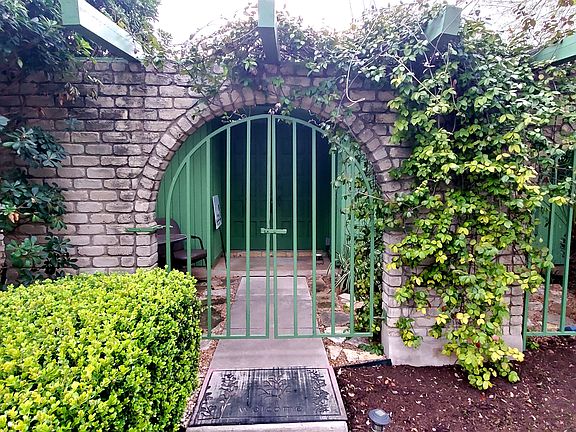 5th image of 1231 White Rock Dr