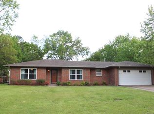 4615 SE Barlow Pl, Bartlesville, OK 74006