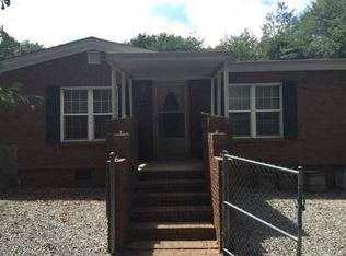 105 Pat Rd, Lexington, SC 29073