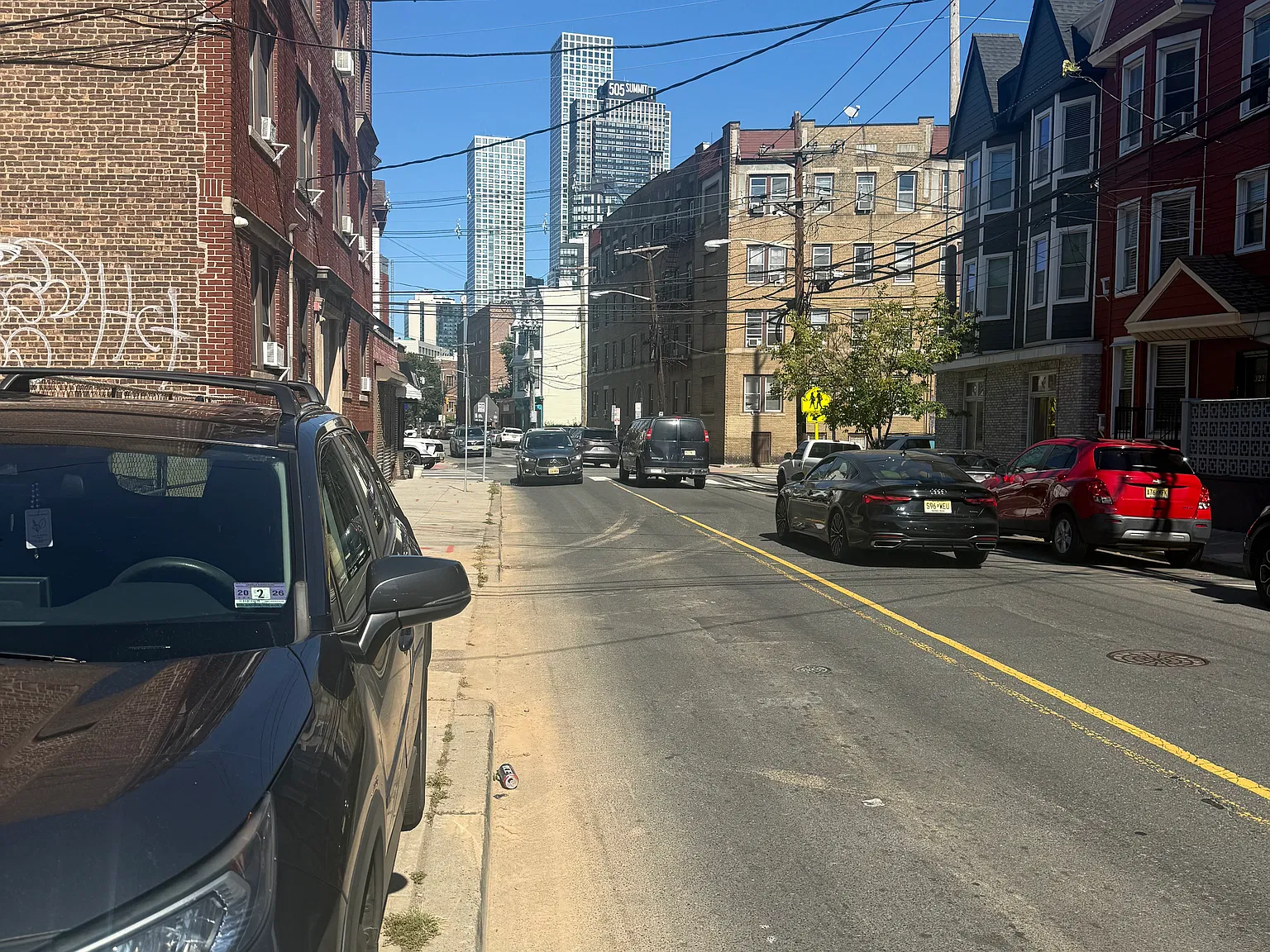 2 bed, 800 sqft, $2,200 — Photo 3