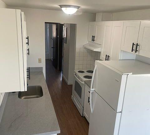 2nd image of 10625 22nd Pl S #204