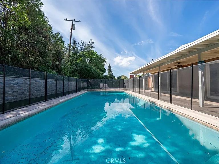 23000 Brenford St — Photo 30
